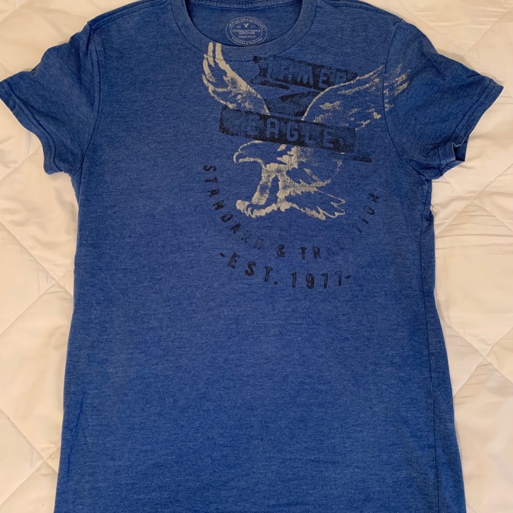 American Eagle Graphic T-shirt